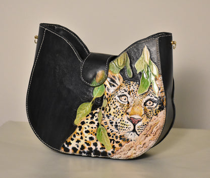 Leoparda Noir – Handmade Luxury Leather Bag with Chain